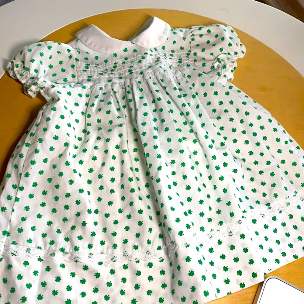 St.Patrick’s Day four leaf green lucky clover bottom collar dress